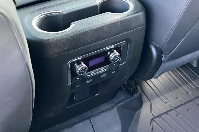 2026 GMC Yukon XL 4WD Elevation