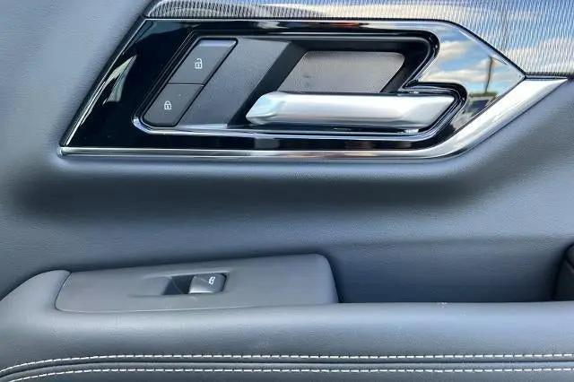 2026 GMC Yukon XL 4WD Elevation