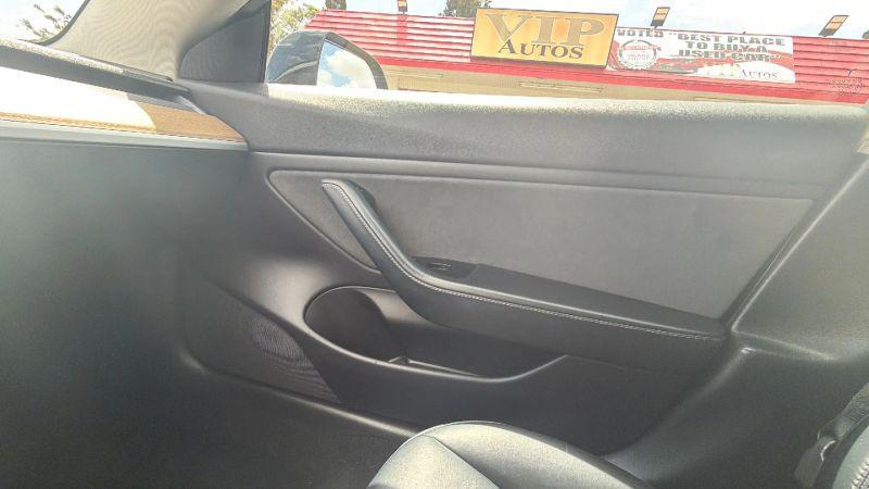2019 Tesla Model 3 Standard Range Plus