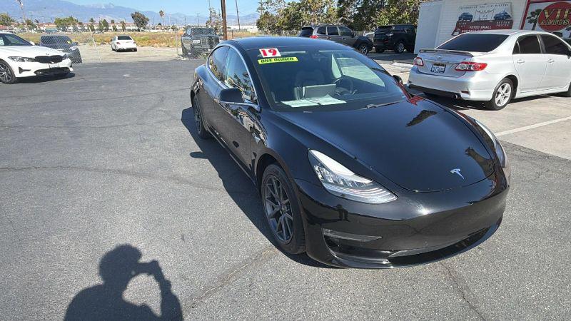 2019 Tesla Model 3 Standard Range Plus