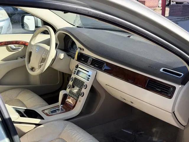 2008 Volvo XC70 3.2