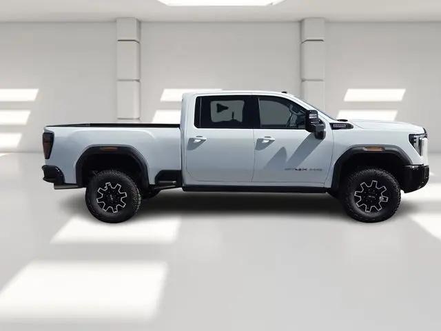 2026 GMC Sierra 2500HD Crew Cab, Standard Bed, AT4X, 4WD