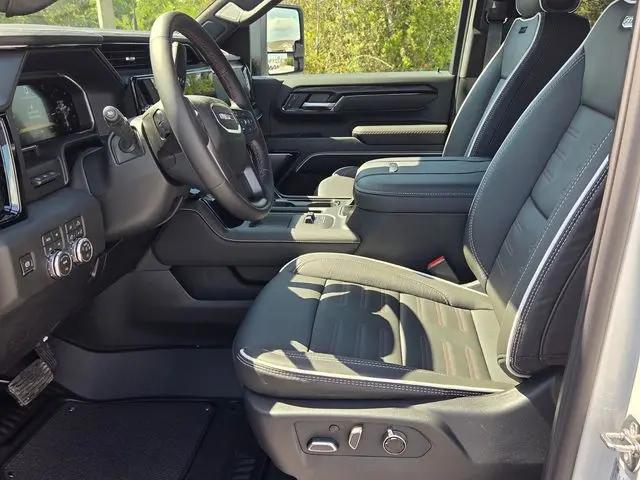 2026 GMC Sierra 2500HD Crew Cab, Standard Bed, AT4X, 4WD
