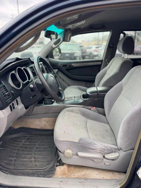 2004 Toyota 4Runner SR5 V8