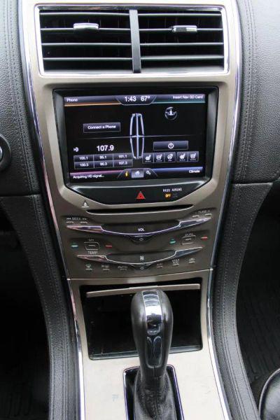 2014 Lincoln MKX Base