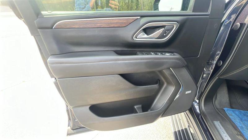 2022 Chevrolet Suburban 4WD High Country