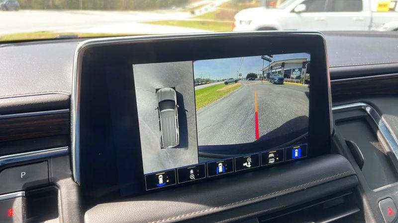2022 Chevrolet Suburban 4WD High Country