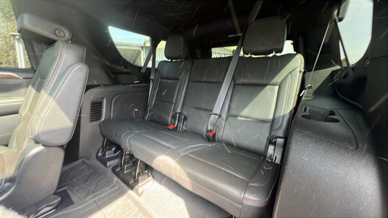 2022 Chevrolet Suburban 4WD High Country