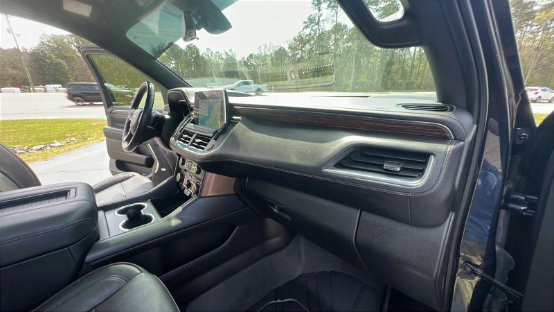 2022 Chevrolet Suburban 4WD High Country