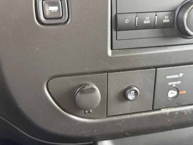2023 Chevrolet Express Passenger RWD 3500 Extended Wheelbase LS