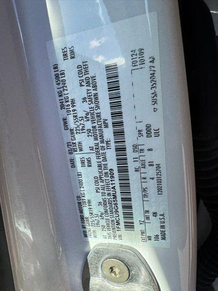 2021 Ford Escape SE