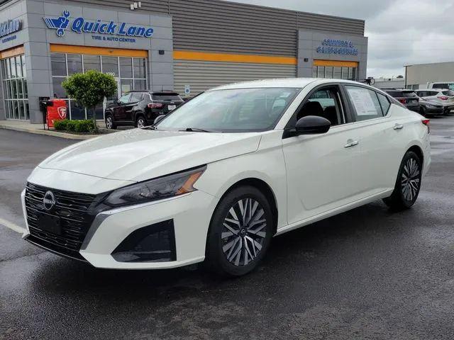 2025 Nissan Altima SV FWD