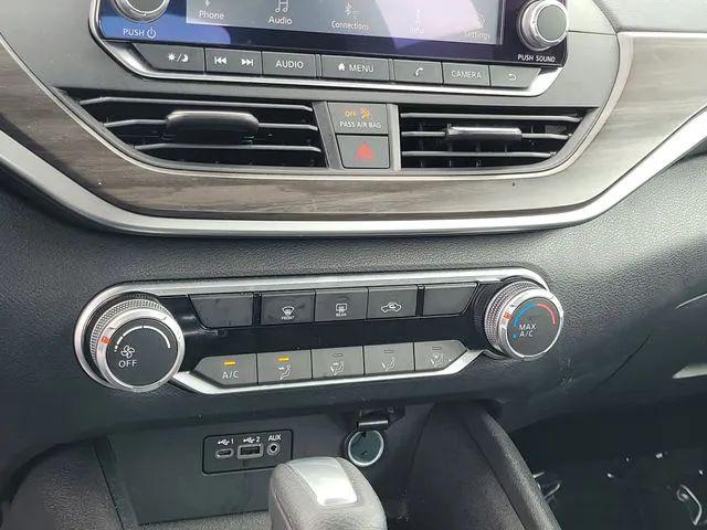 2025 Nissan Altima SV FWD
