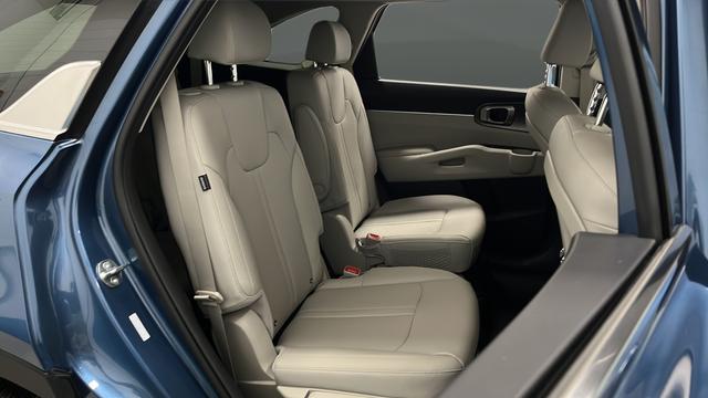 2025 Kia Sorento Hybrid EX