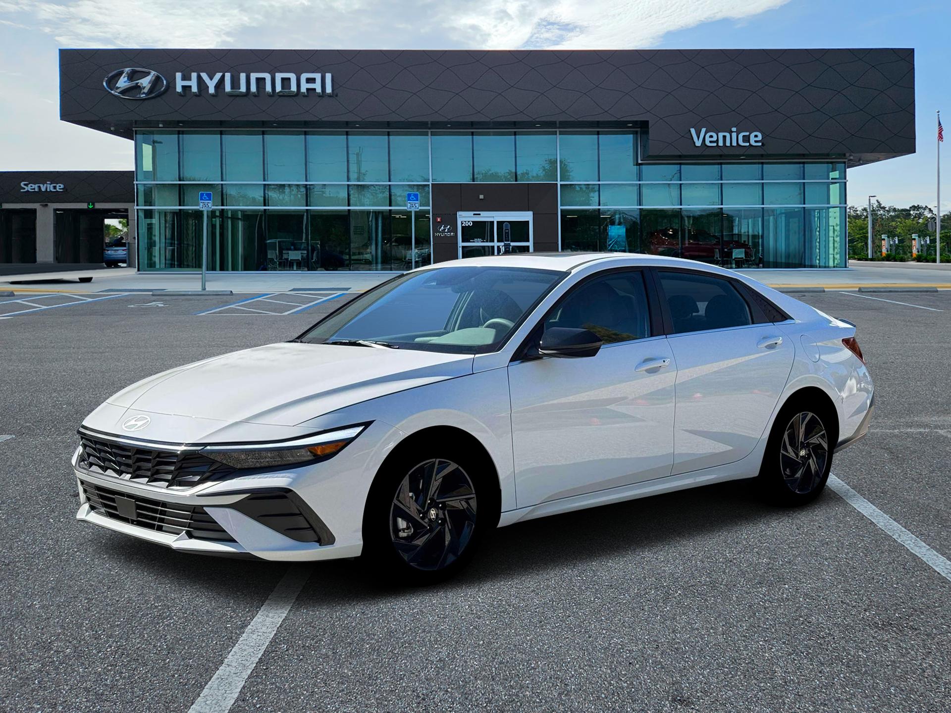 2026 Hyundai ELANTRA SEL Sport - Image 2