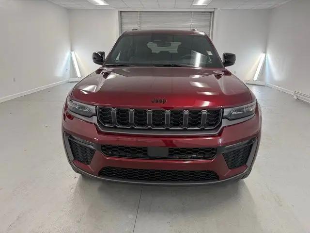 2026 Jeep Grand Cherokee Limited 4x2