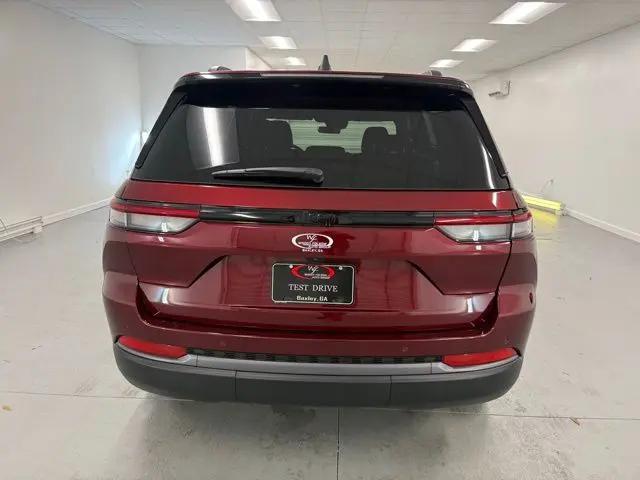 2026 Jeep Grand Cherokee Limited 4x2