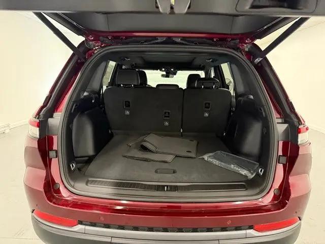2026 Jeep Grand Cherokee Limited 4x2