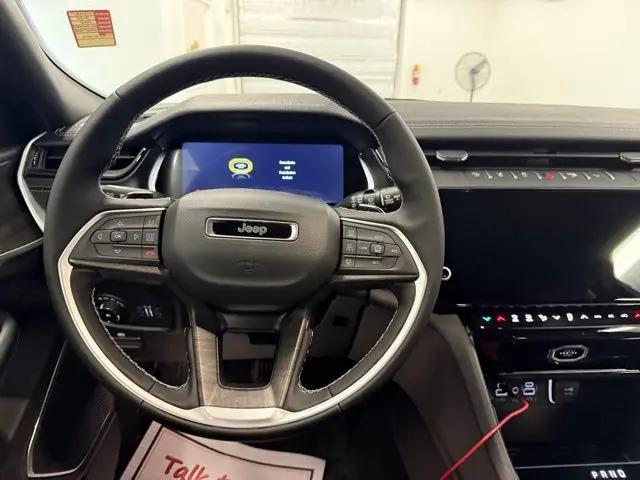 2026 Jeep Grand Cherokee Limited 4x2