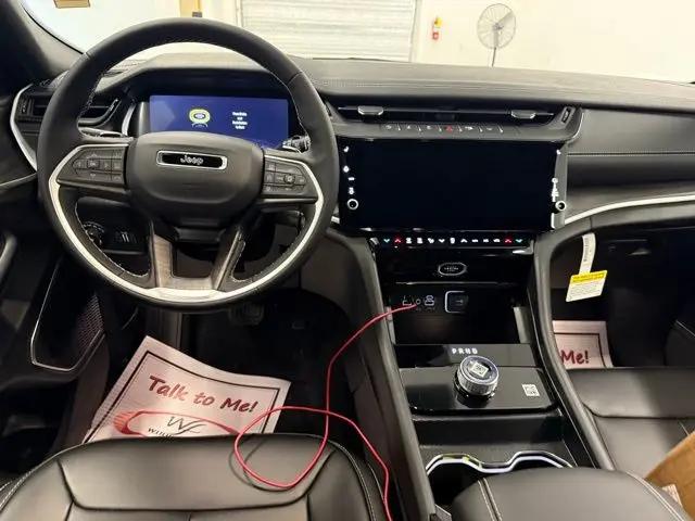 2026 Jeep Grand Cherokee Limited 4x2