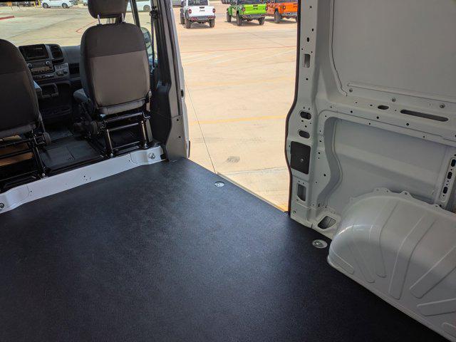 2026 Ram ProMaster Cargo Van Tradesman Low Roof 136" WB w/Pass Seat