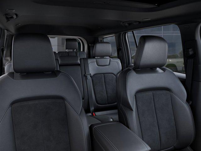 2026 Jeep Grand Cherokee L Altitude 4x2
