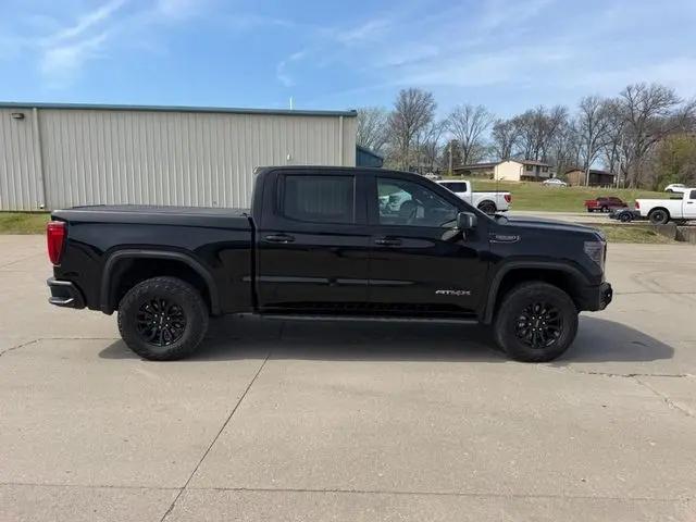 2023 GMC Sierra 1500 4WD Crew Cab Short Box AT4X