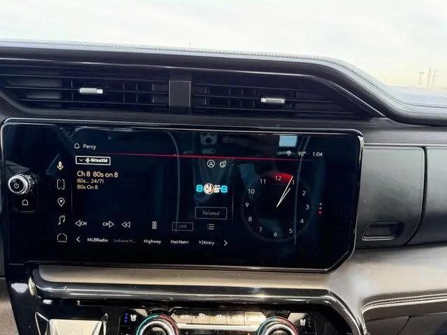 2023 GMC Sierra 1500 4WD Crew Cab Short Box AT4X