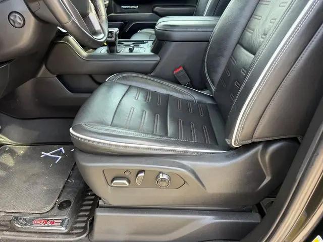 2023 GMC Sierra 1500 4WD Crew Cab Short Box AT4X