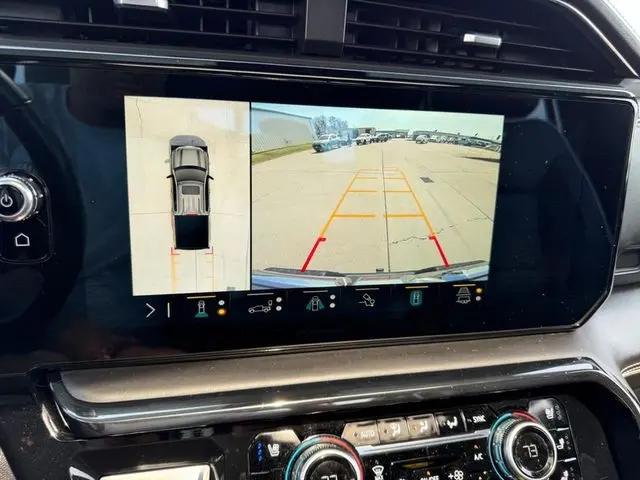 2023 GMC Sierra 1500 4WD Crew Cab Short Box AT4X