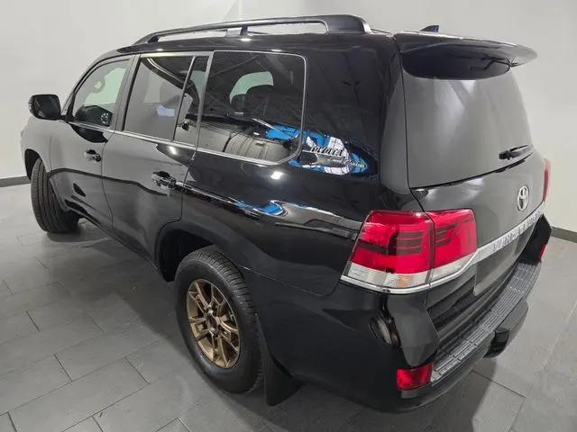 2021 Toyota Land Cruiser Heritage Edition