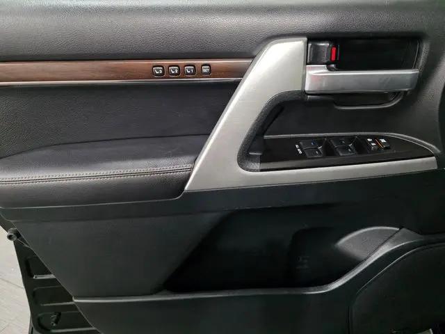 2021 Toyota Land Cruiser Heritage Edition