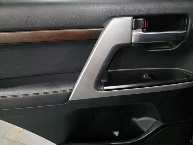 2021 Toyota Land Cruiser Heritage Edition