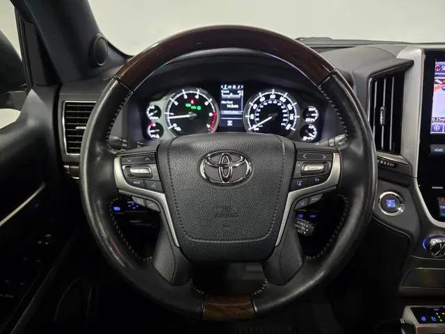 2021 Toyota Land Cruiser Heritage Edition