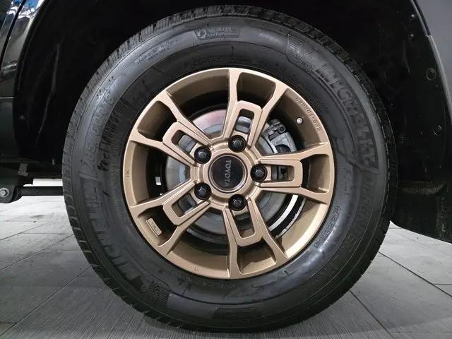 2021 Toyota Land Cruiser Heritage Edition