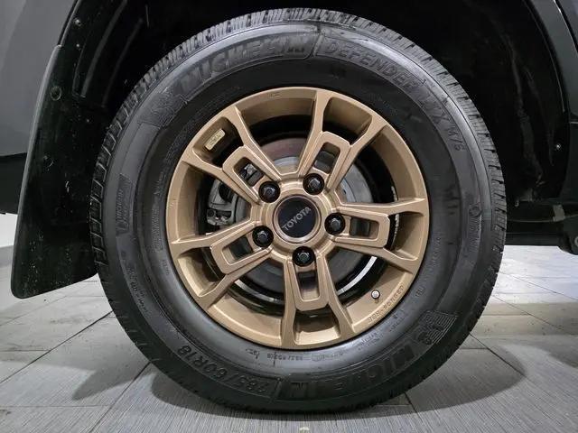2021 Toyota Land Cruiser Heritage Edition