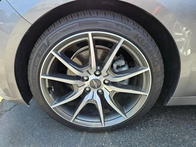 2023 Genesis G70 2.0T RWD