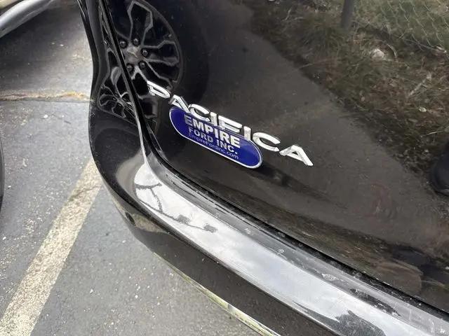 2023 Chrysler Pacifica Hybrid Limited