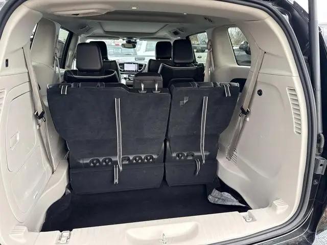 2023 Chrysler Pacifica Hybrid Limited
