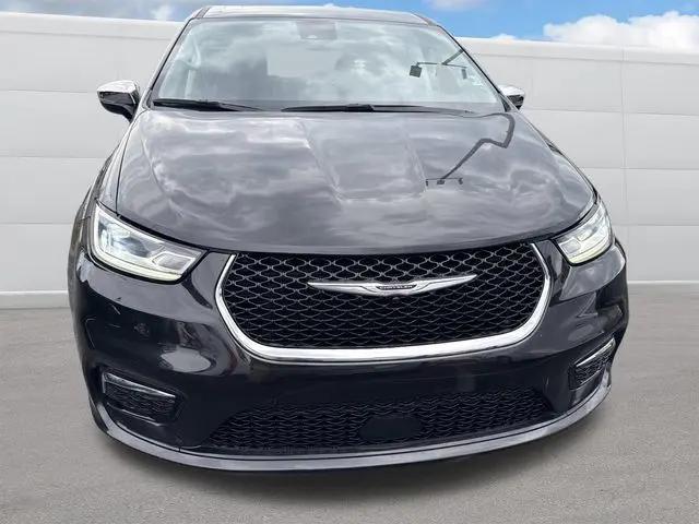 2023 Chrysler Pacifica Hybrid Limited