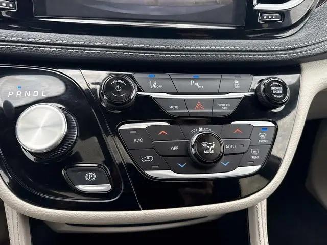 2023 Chrysler Pacifica Hybrid Limited
