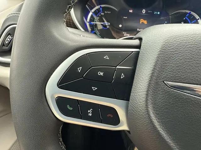 2023 Chrysler Pacifica Hybrid Limited