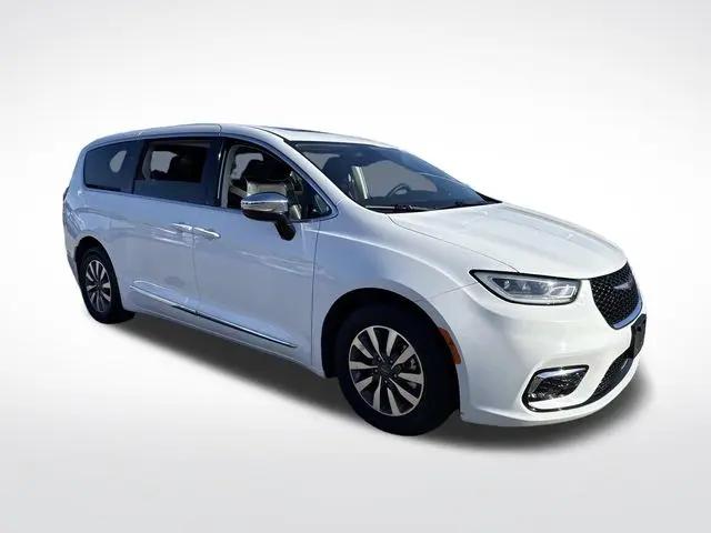 2023 Chrysler Pacifica Hybrid Limited