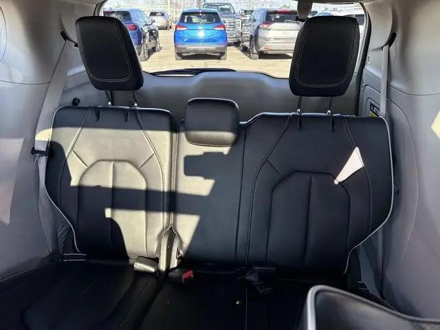 2023 Chrysler Pacifica Hybrid Limited