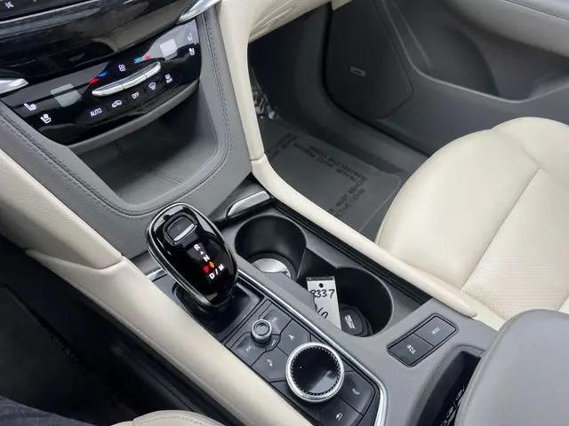 2023 Cadillac XT6 AWD Premium Luxury