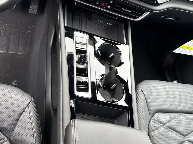 2026 Volkswagen Atlas Cross Sport SE with Technology