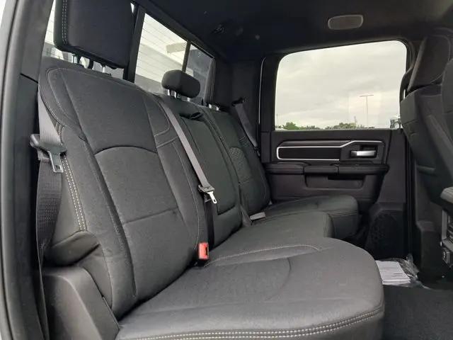 2026 Ram 3500 Big Horn Crew Cab 4x4 6'4" Box