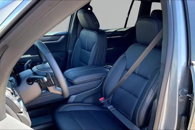 2026 GMC Acadia Elevation FWD