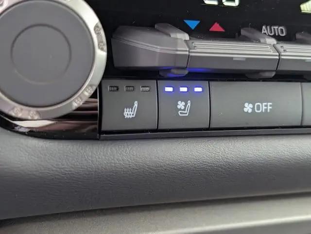 2026 Toyota Tundra Platinum CrewMax 5.5' Bed
