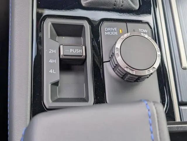 2026 Toyota Tundra Platinum CrewMax 5.5' Bed